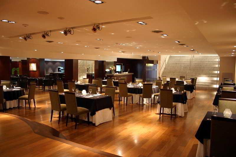 Ros Tower Hotel Rosario Restaurant foto